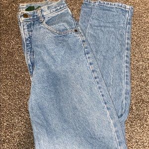 I got this as a gift a while back  but it’s way too big on me!